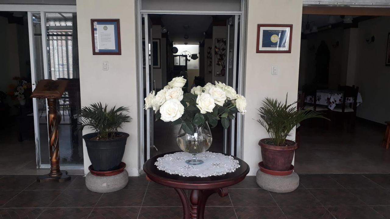El Cardenal Hotel Loja Kültér fotó